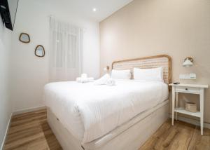 Charming Modern -2Bdrs 1Bath-Retiro