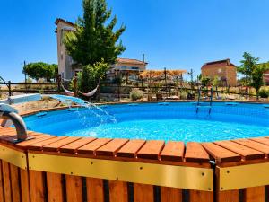EuZoea Resort Nature Escape 15 Guests Private Pool