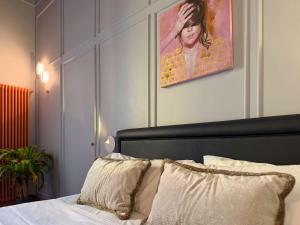 Homeby, Cinisca Suites