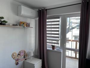 Apartament 44B, Dębina, cichy, 400 m do plaży przez las