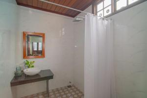 Qua Cam Tim Homestay
