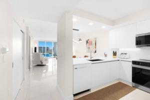 Le Marina Bay PH4 STR-01484