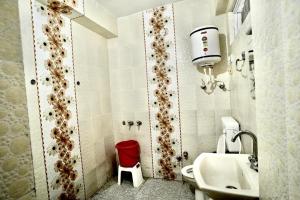 Hotel Holiday Home Khajjiar