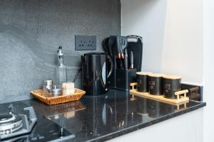 Cozy studio in UpperHill with stunning views