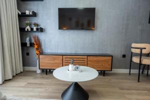 Cozy studio in UpperHill with stunning views