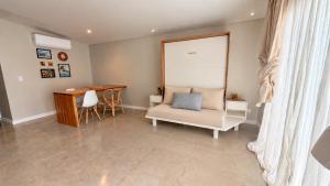Cabin 2 - Casa en complejo para 2 personas con parrilla y pileta en Acantilados - Hola SurHola Sur
