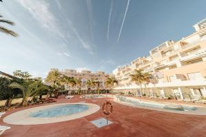 Ilios Marinas - Your ground-floor unit with a private patio!