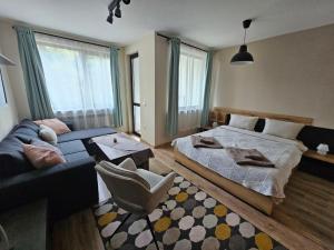 Bright & Cozy Studio E27 in Borovets Gardens