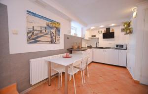 Victus Underground Studio Near the Beach in Sopot by Noclegi Renters