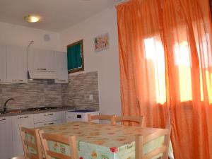 Apartment Wohnung in Rosolina Mare mit Privatparkplatz by Interhome