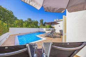 Villa Stephoss by Villa Plus