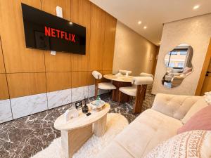 Chic Apartment I New I Hotel-Style Comfort