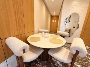 Chic Apartment I New I Hotel-Style Comfort