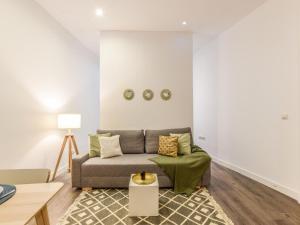 Studio Gran Vía VIII by Interhome