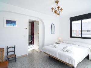 Apartment Bahia 49 Apartments by Casasol by Interhome