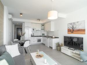 Apartment Terrazas de Ladera V4 Luxury by Casasol by Interhome