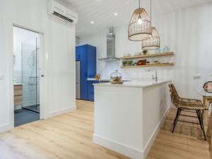 Apartment Puerta del Sol VI by Interhome