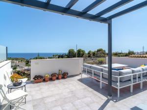 Holiday Home Villa Luxuria Private Pool by Casasol by Interhome