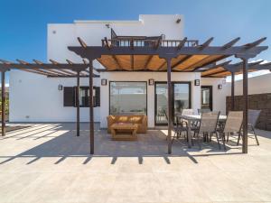 Villa Casa OASIS DEL SOL- prívate villa in Playa Blanca by Interhome