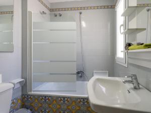Apartment Paraíso Golden Mille- Estepona Studio by Interhome