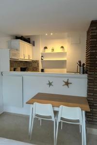 Apartment Paraíso Golden Mille- Estepona Studio by Interhome