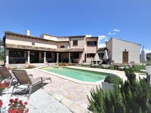 Holiday Home Villa SON RUBI en Selva - Serra de Tramuntana con barbacoa y piscina privada- V by Interhome