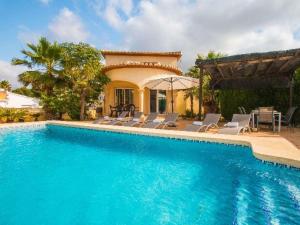 Holiday Home Villa La Martina - PlusHolidays by Interhome