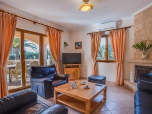 Villa Villa Lago - Aran Berna Etv-14896 by PriorityVilla by Interhome