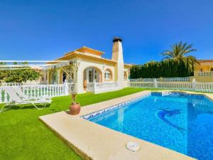 Holiday Home Villa Alaska - PlusHolidays by Interhome