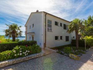 Apartment NELLA 1 - HR-01829-01 by Interhome