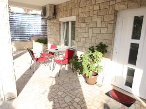 Apartment EVICA 3 - HR-07097-01 by Interhome