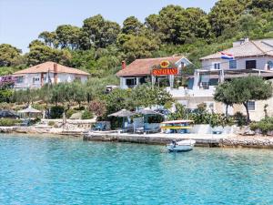 Apartment Island Molat 02 by Interhome