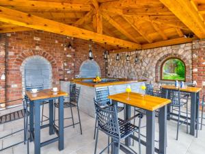 Apartment Palace Paulina 3B - HR-10315-04 by Interhome