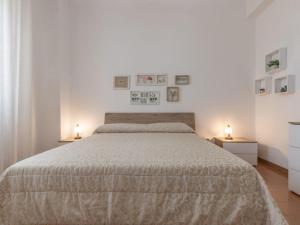 Apartment Il Colle Sul Mare Holiday Home by Interhome