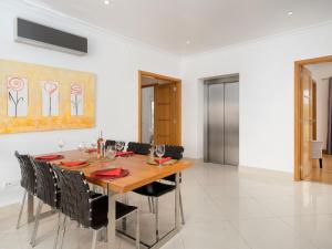 Apartment by Interhome