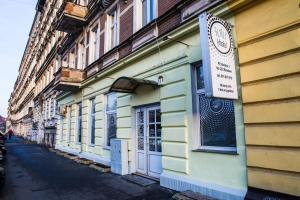 FlyFly Hostel