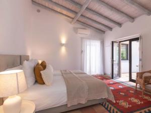 Holiday Home Casa Velha- Pool & Ocean View by Interhome