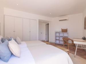 Holiday Home Casa Velha- Pool & Ocean View by Interhome