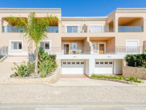 Villa Boavista Golf and Spa Resort - Bayview by Interhome