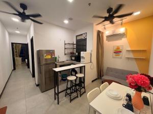Family-Friendly Stay Near KLCC - Gleneagles - LRT
