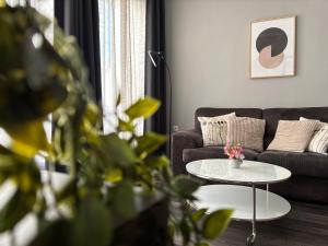 Free Parking , Modern and comfort apartment , 2BR