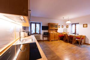 Dolomites view, private parking and terrace!