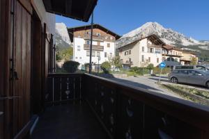 Dolomites view, private parking and terrace!