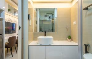 The Cozy Corner - Shore 2 Residences