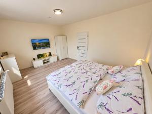 Veronika Apartments