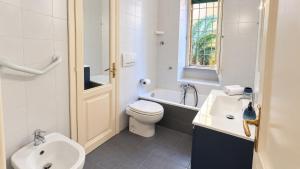 Elegantis Casa Flavia in Trastevere With Terrace - Comfort in Rome Most Charming District