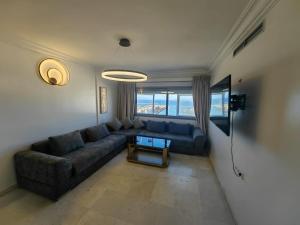 Tangier waves 64