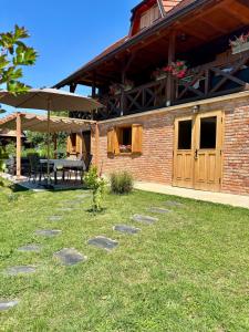 Riverside Villa with Hot Tub on the Kupa