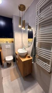 Bright & Spacious Apartment Near City & Nature