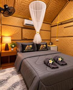 Bunga Hut Koh Lanta